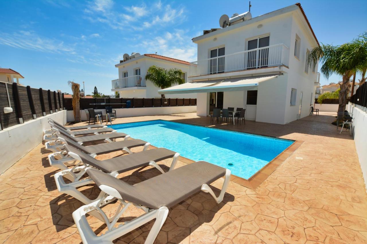 Nissi Villa Gintare Ayia Napa Exterior photo